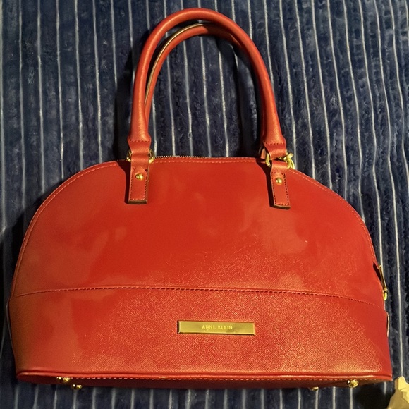 Anne Klein - Picture 2 of 7